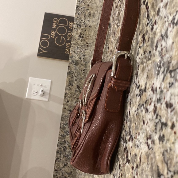 BCBG Max Azria y2K handbag brown pebbled leather shoulder bag - Picture 4 of 9